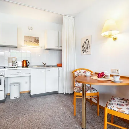 Adrion Apartment *